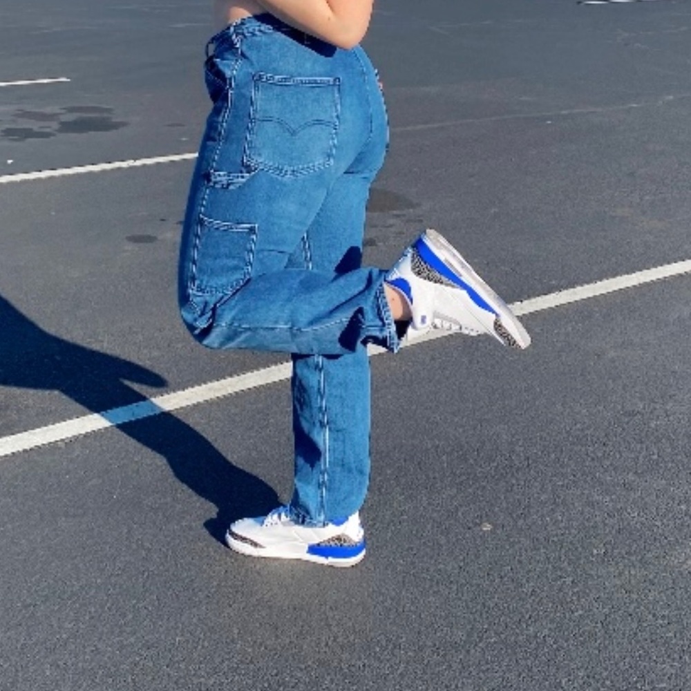 Vintage Levi’s cargo men/women jeans